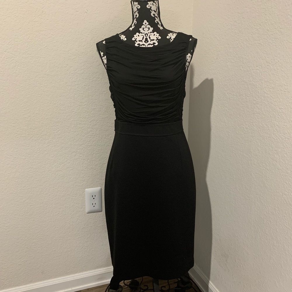 T Tahari stretchy ruched dress